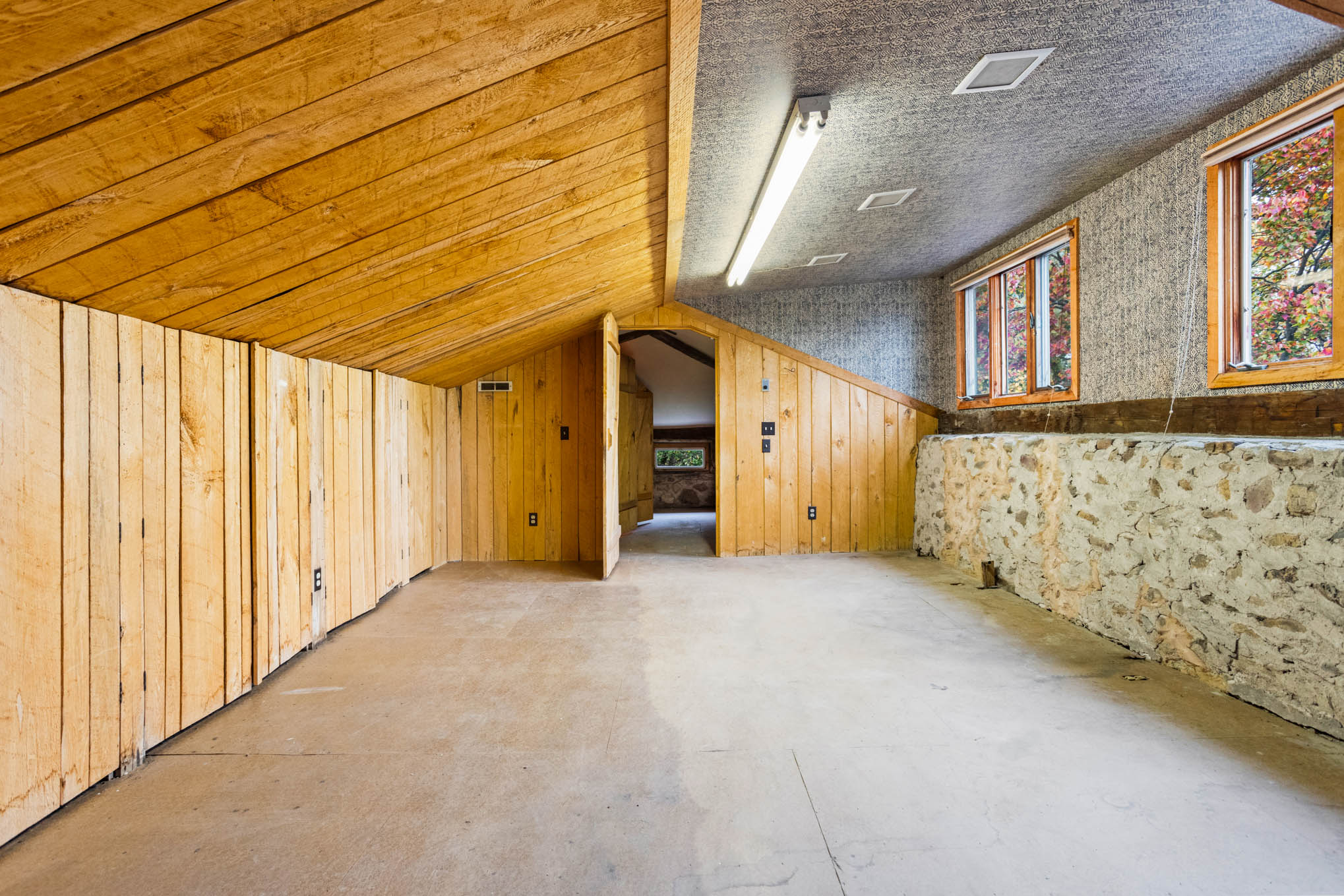 Upper loft and windows