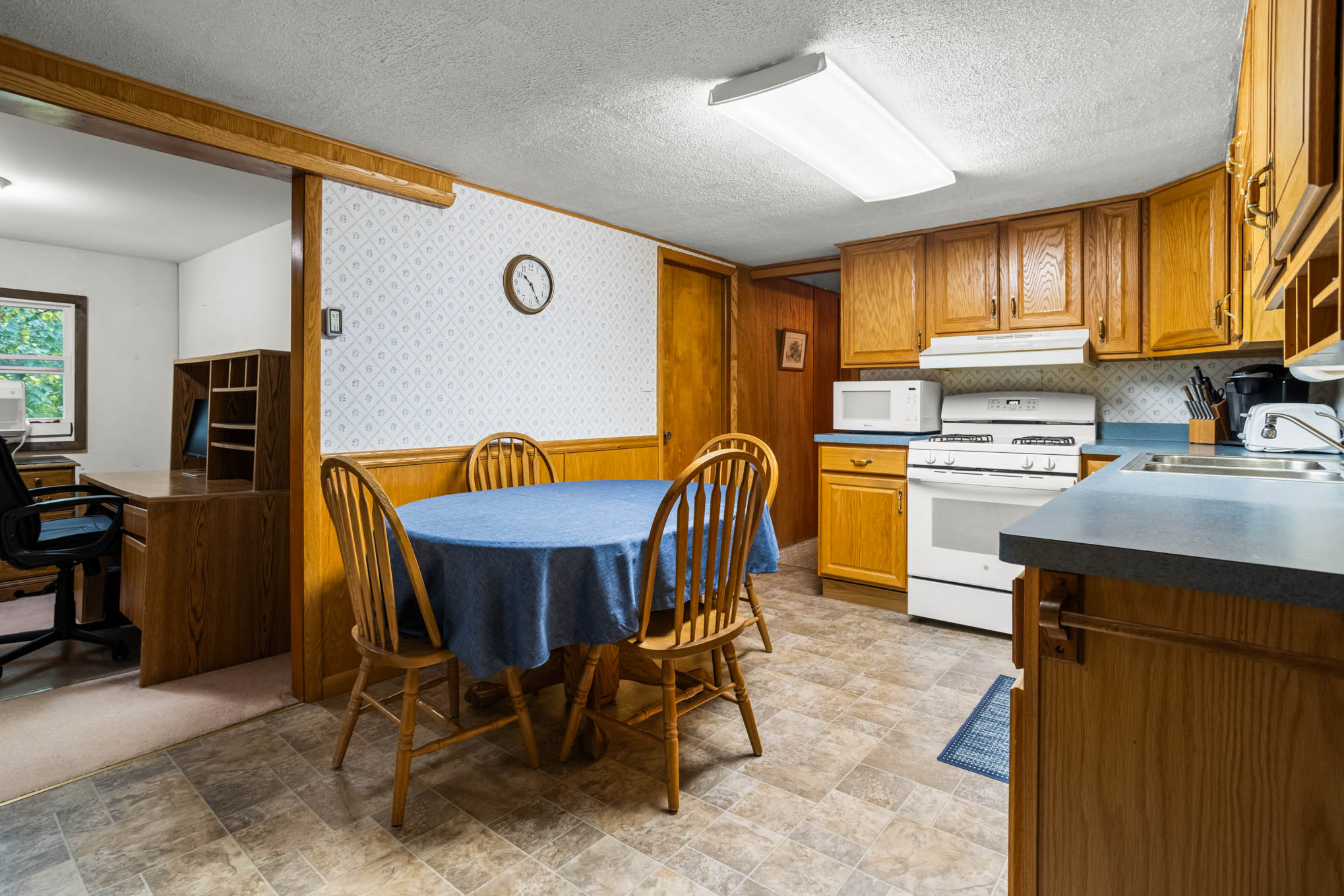 Main house eat-in kitchen